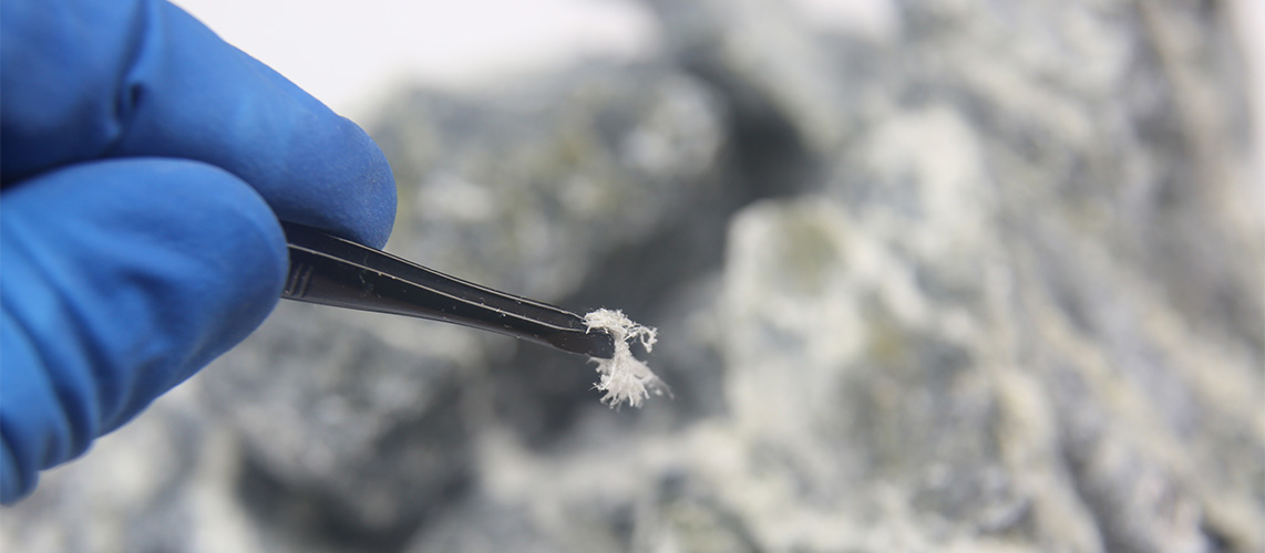 prélèvement amiante pince