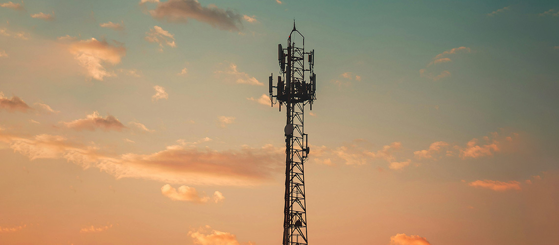 antenne relais coucher de soleil