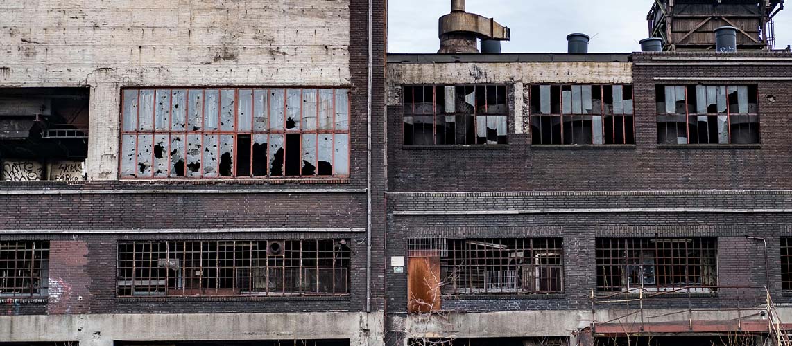 usine abandonnée pollution