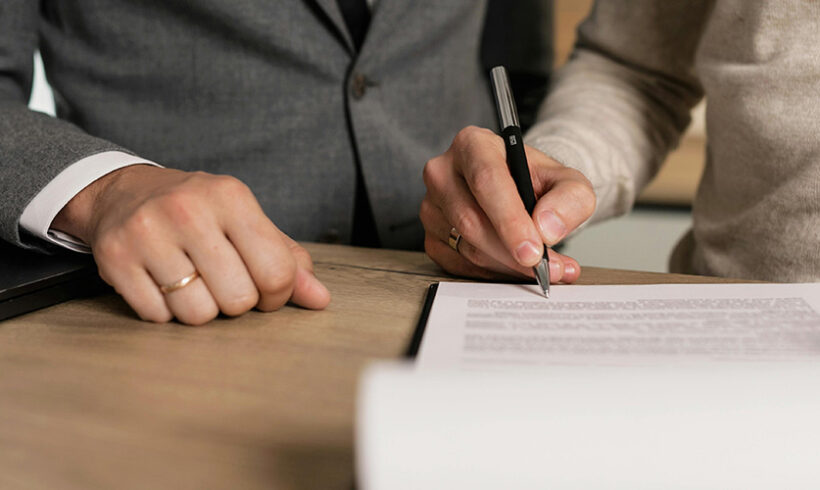 Vente de terrain : le notaire ne peut se dispenser de conseiller même en cas de certificat d&rsquo;urbanisme positif ! (Cass, 20 mars 2014)