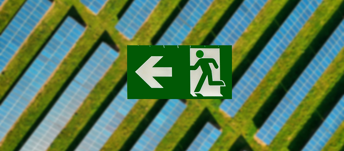 panneaux solaires sortie de secours