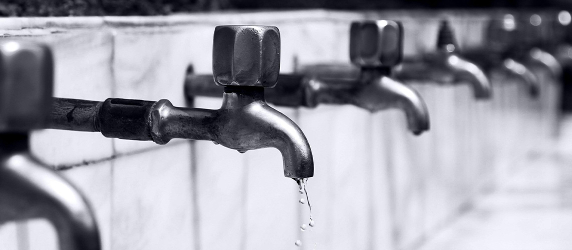 robinet eau goutte