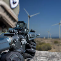 La doctrine de l’armée en matière d’éoliennes : du vent ? (Conseil d&rsquo;État, 6ème / 1ère SSR, 11 décembre 2015, n°371567, mentionné dans les tables du recueil Lebon)