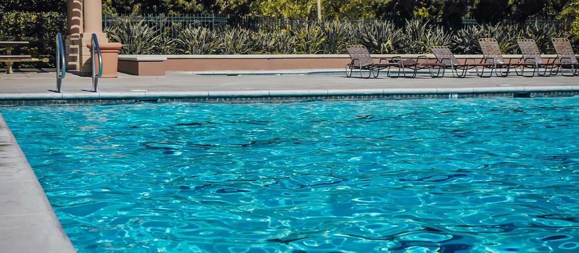 piscine extérieure