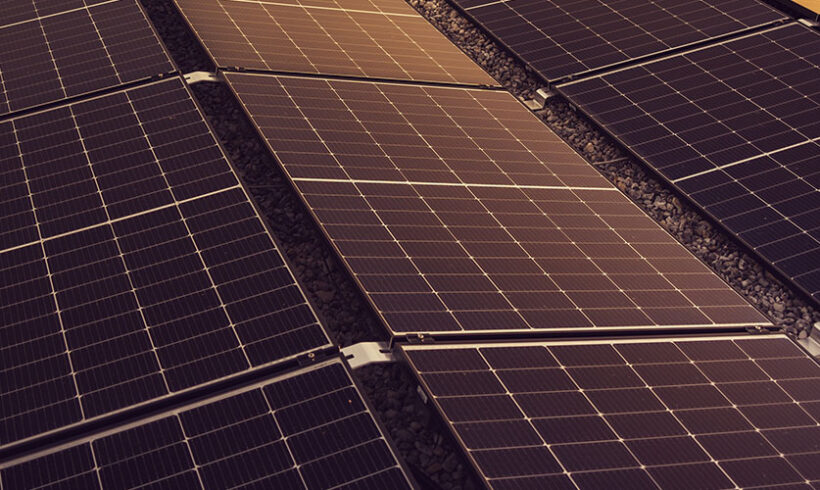 Installations photovoltaïques / contrat de crédit affecté : la nullité du bon de commande ne peut être couverte par les événements intervenus postérieurement (CA Paris, 15 déc.2016)