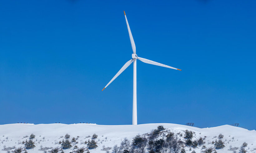 Des éoliennes sur les pistes de ski de fond