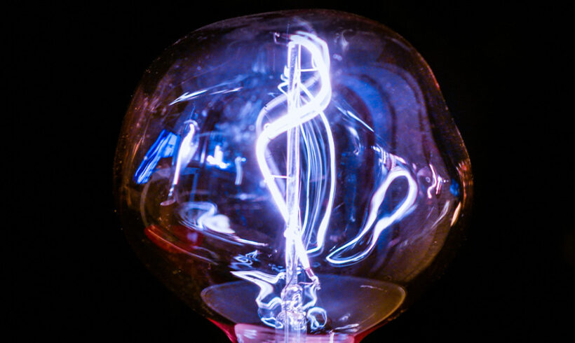 Installations de production d&rsquo;électricité : Précisions relatives au contrôle des installations (arrêté ministériel du 2 nov.2017)