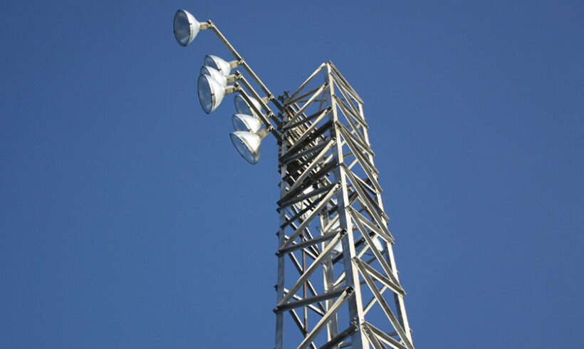 Loi ELAN et décret du 10 décembre 2018 : un nouvel assouplissement des contraintes applicables aux antennes relais Loi ELAN et décret du 10 décembre 2018 : un nouvel assouplissement des contraintes applicables aux antennes relais