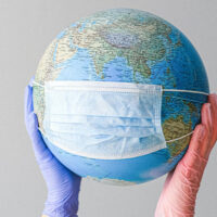 Le port du masque obligatoire