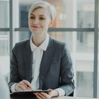 Exercer un recours contre l’employeur, un élément étranger à la valeur professionnelle