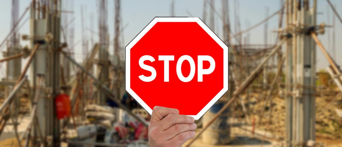 interruption de travaux panneau stop